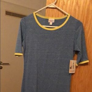 XS LuLaRoe Julia.
